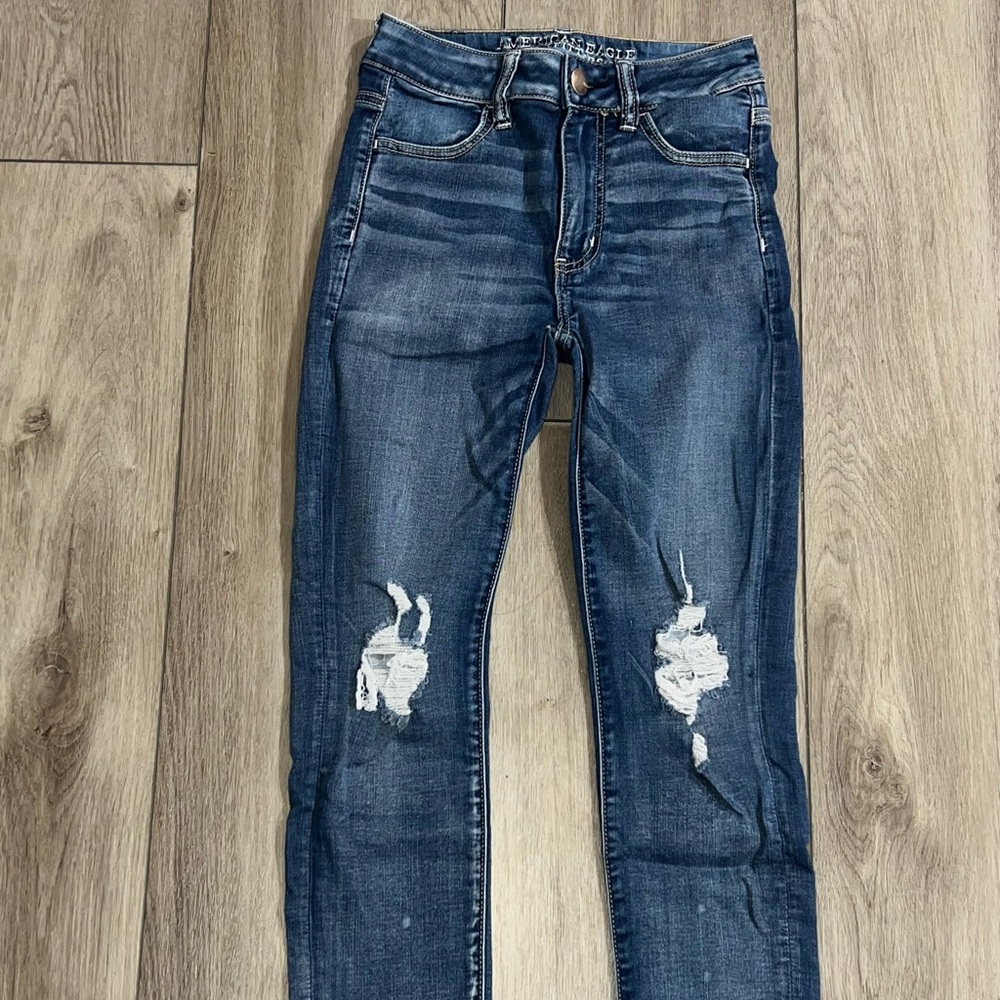 American Eagle Outfitters Jeggings with Distressed Details size 0 short